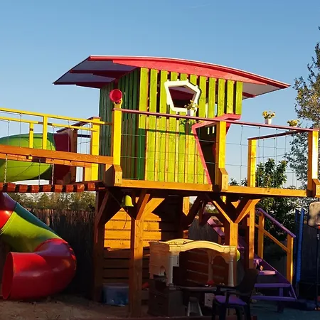 Kids' Paradise House 4* Balatonboglár