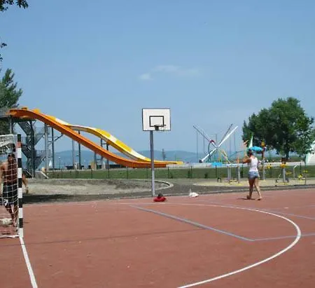 Kids' Paradise House Gæstehus 4*