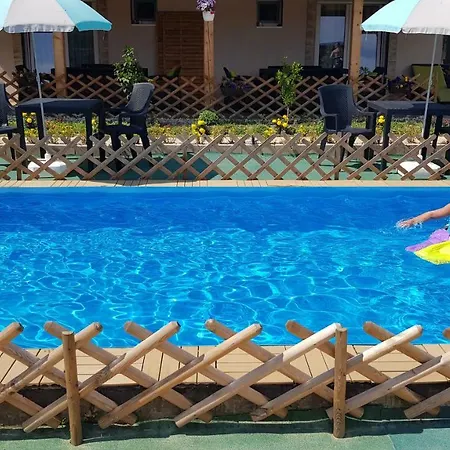 Kids' Paradise House 3*